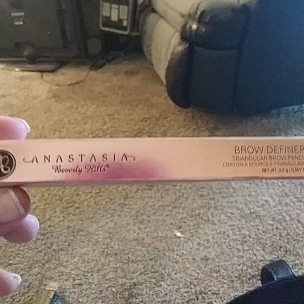 Anastasia brow definer